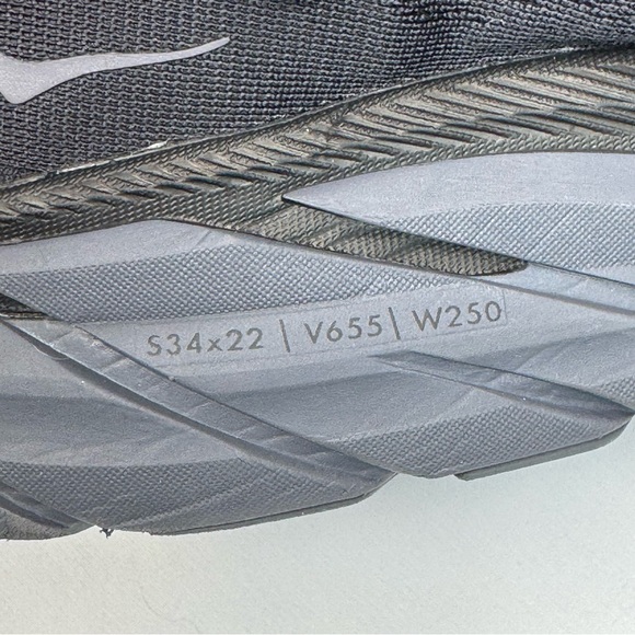 Hoka One One Clifton 8 All Black Size 8 D Mens - Picture 12 of 13